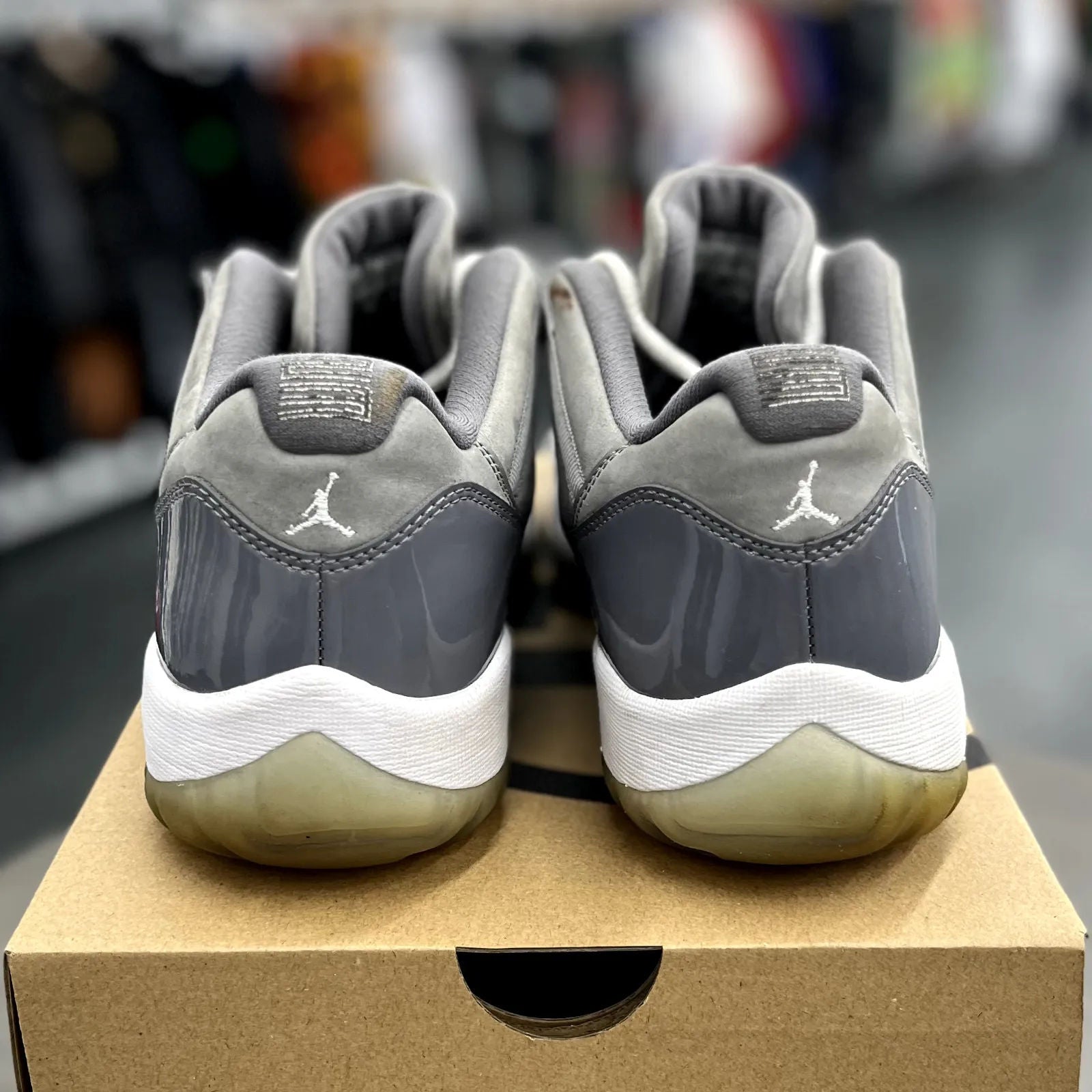 Jordan 11 Retro Low Cool Grey - Preowned