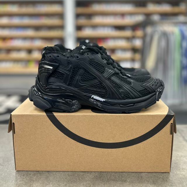 Balenciaga Runner Matte Black - Preowned