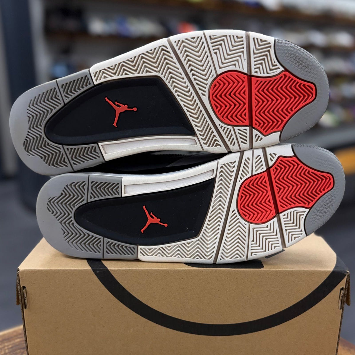 Jordan 4 Retro Infrared - Preowned