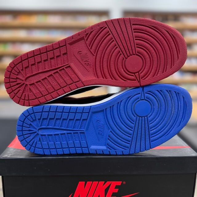 Jordan 1 Retro Top 3 - Preowned