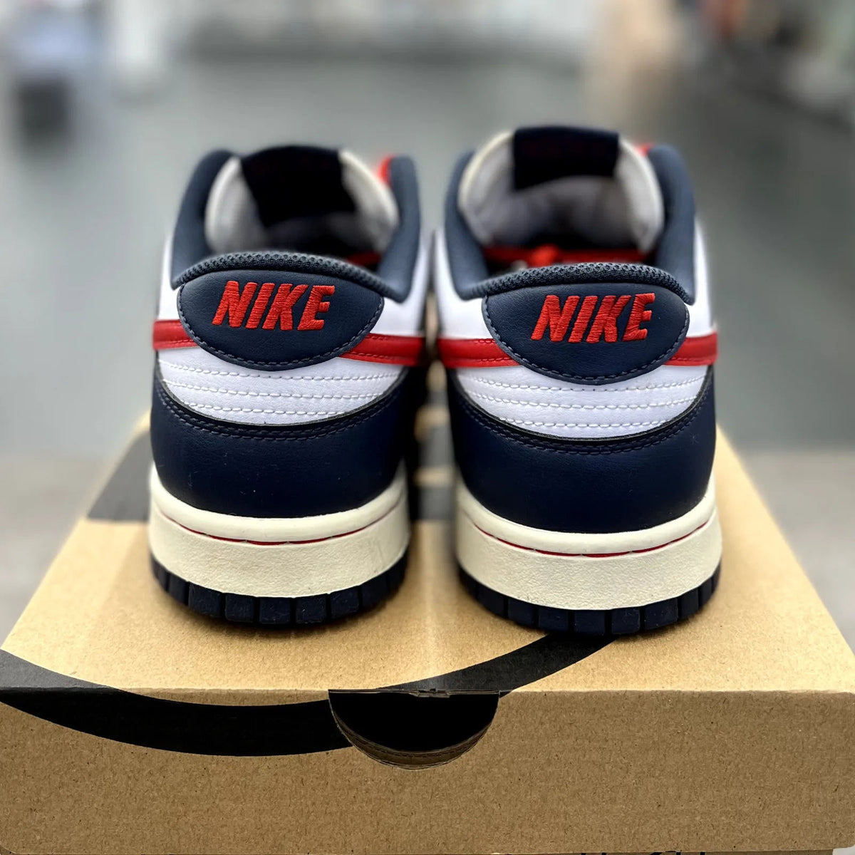 Nike Dunk Low Boston Red Sox - Preowned