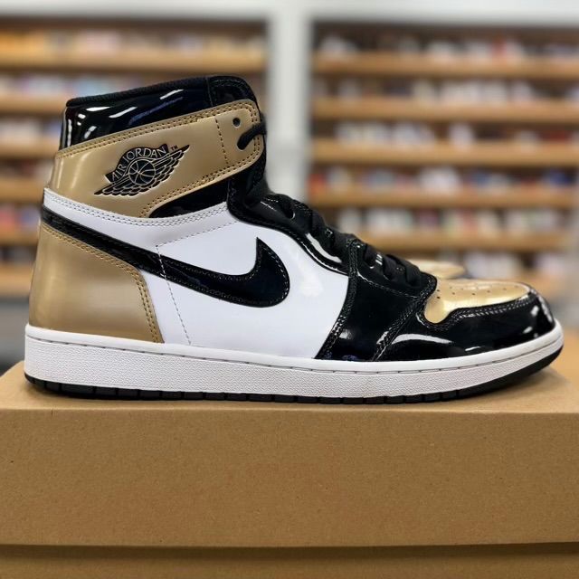 Jordan 1 Retro High Golf Patent Gold Toe - Preowned
