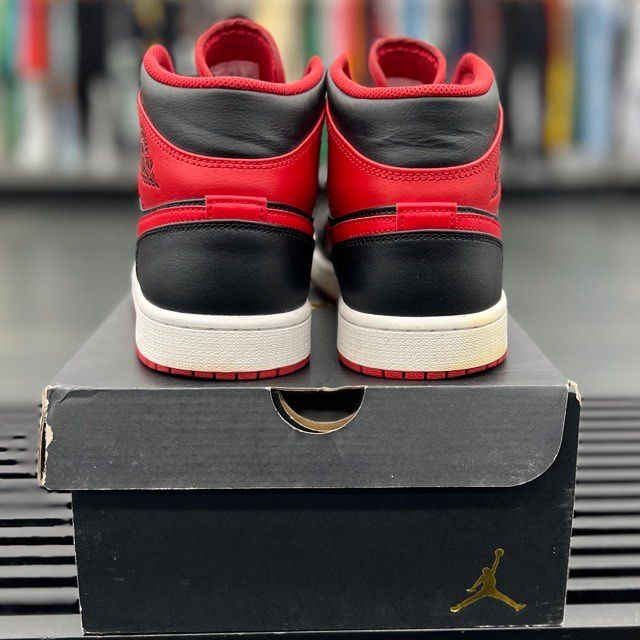 Jordan 1 Mid Alternate Bred (2022) - Preowned