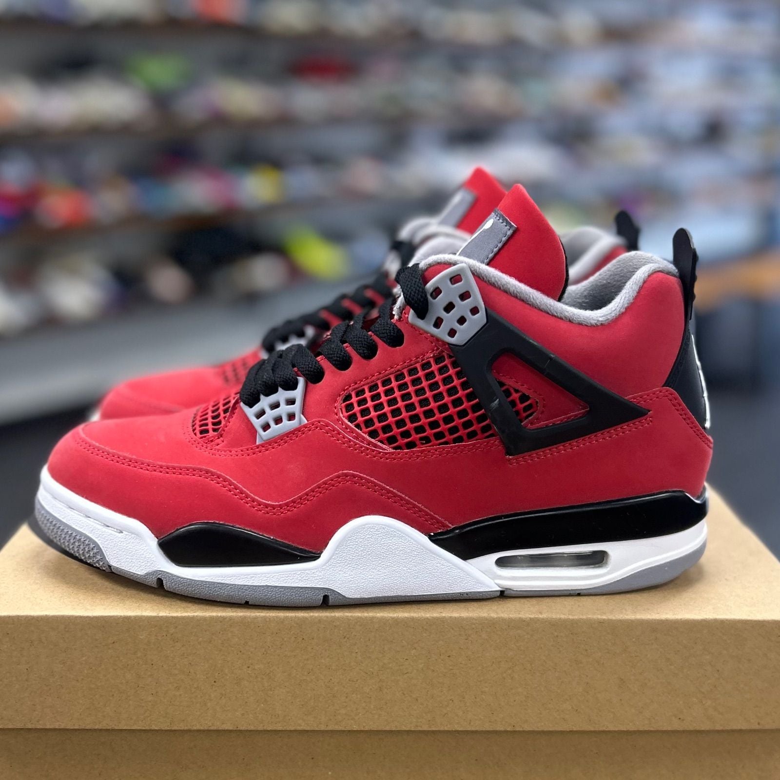 Jordan 4 Retro Toro Bravo (2026) - Preowned