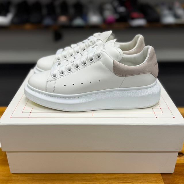 Alexander McQueen Oversized Patchouli (Women's) - Preowned