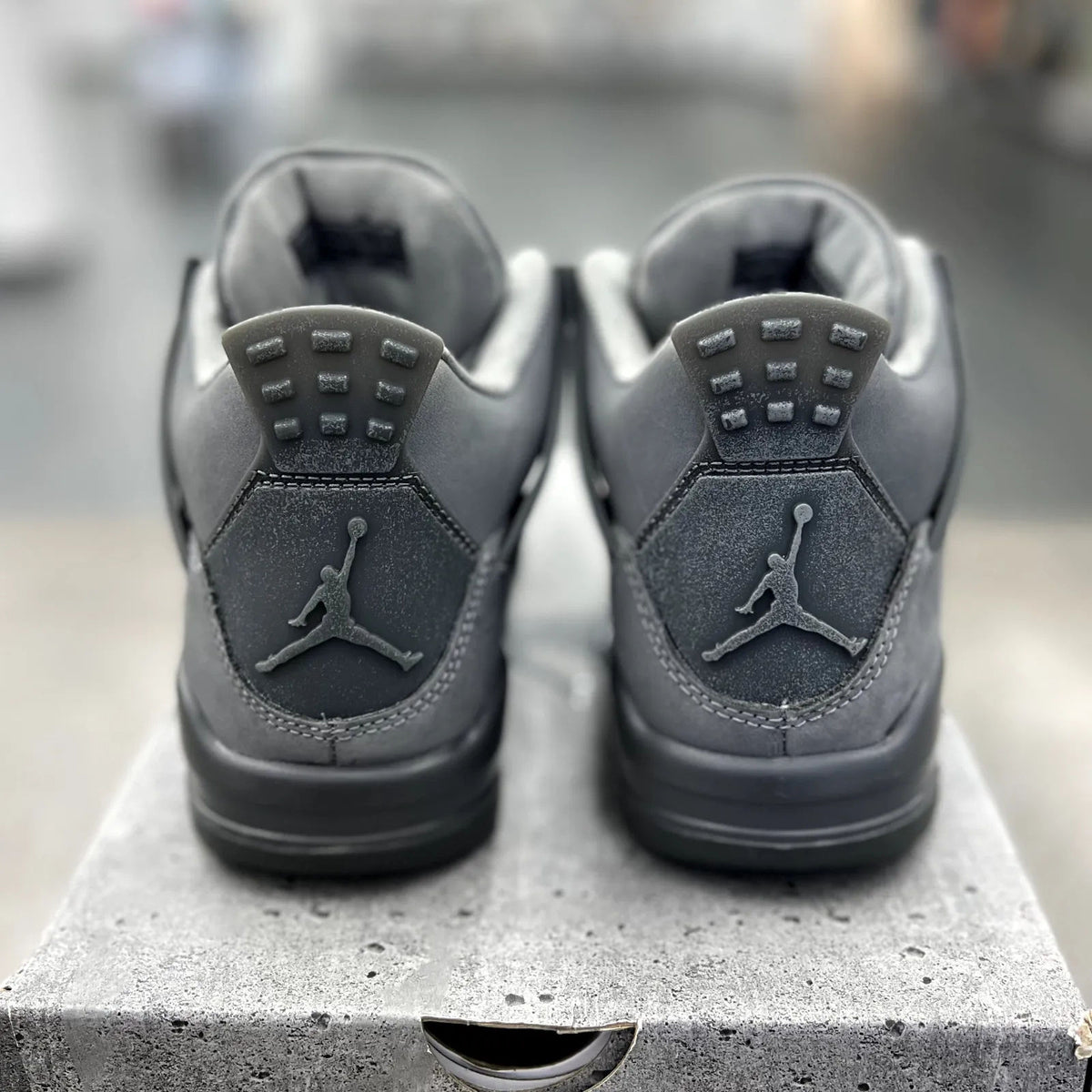 Jordan 4 Retro SE Paris Olympics Wet Cement (GS) - Preowned