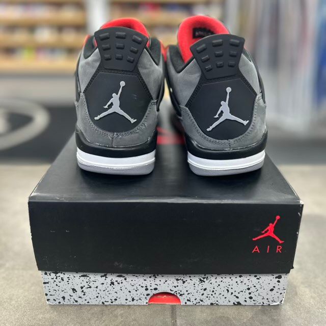 Jordan 4 Retro Infrared (GS) - Preowned