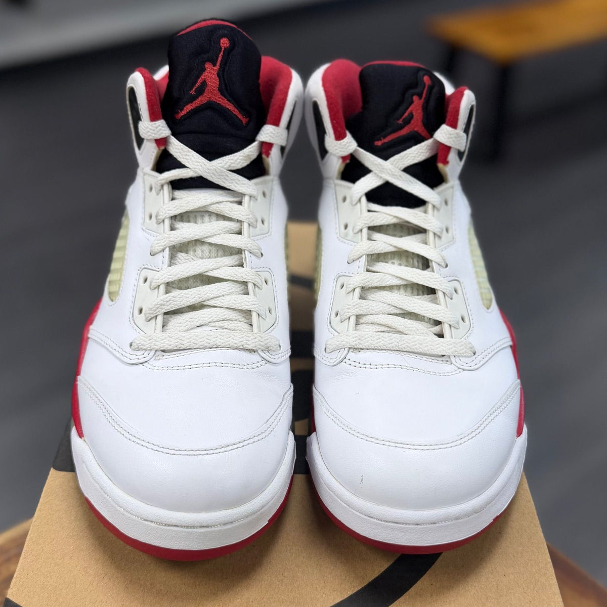 Jordan 5 Retro Fire Red Black Tongue (2013) - Preowned