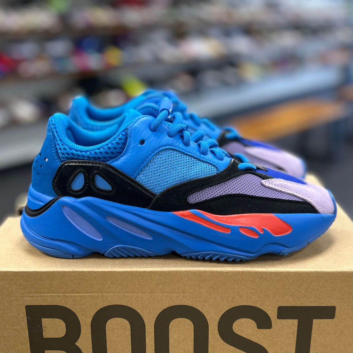 adidas Yeezy Boost 700 Hi-Res Blue - Preowned