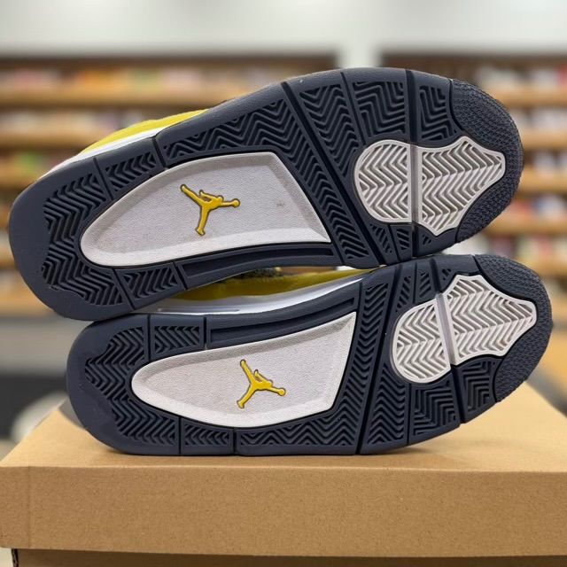 Jordan 4 Retro Lightning (2021) (GS) - Preowned