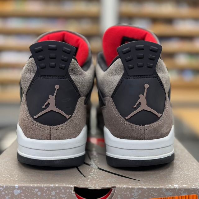 Jordan 4 Retro Taupe Haze - Preowned