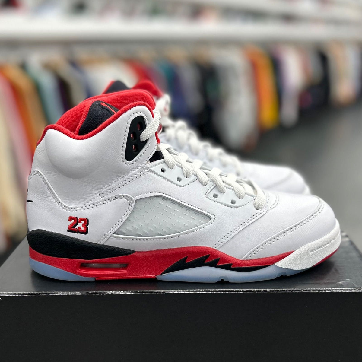 Jordan 5 Retro Fire Red Black Tongue (2025) (GS) - Preowned