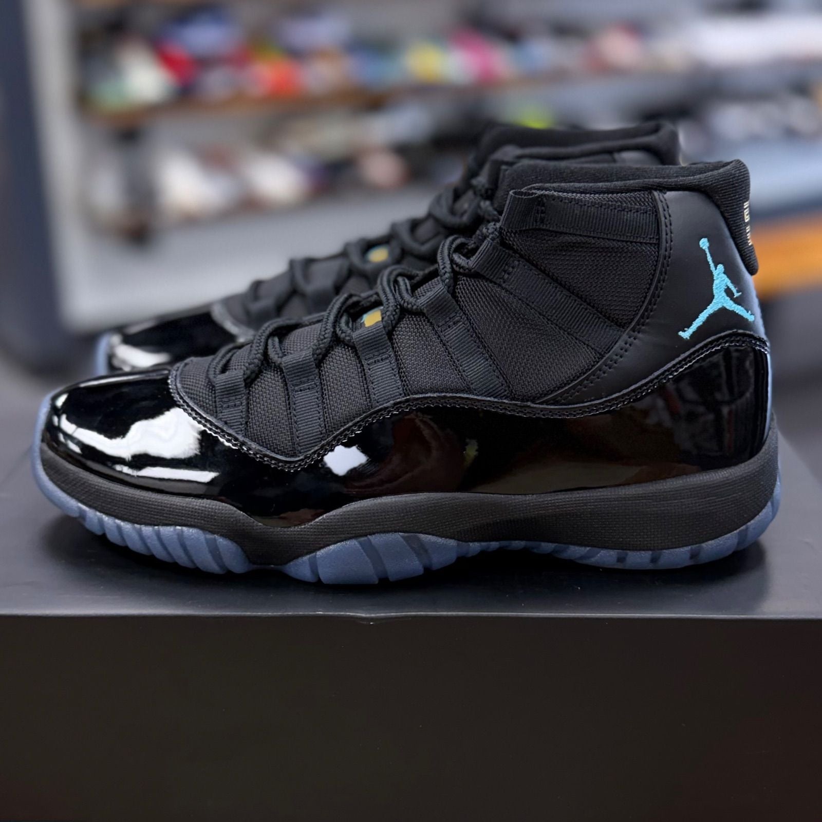 Jordan 11 Retro Gamma Blue (2025) - Preowned