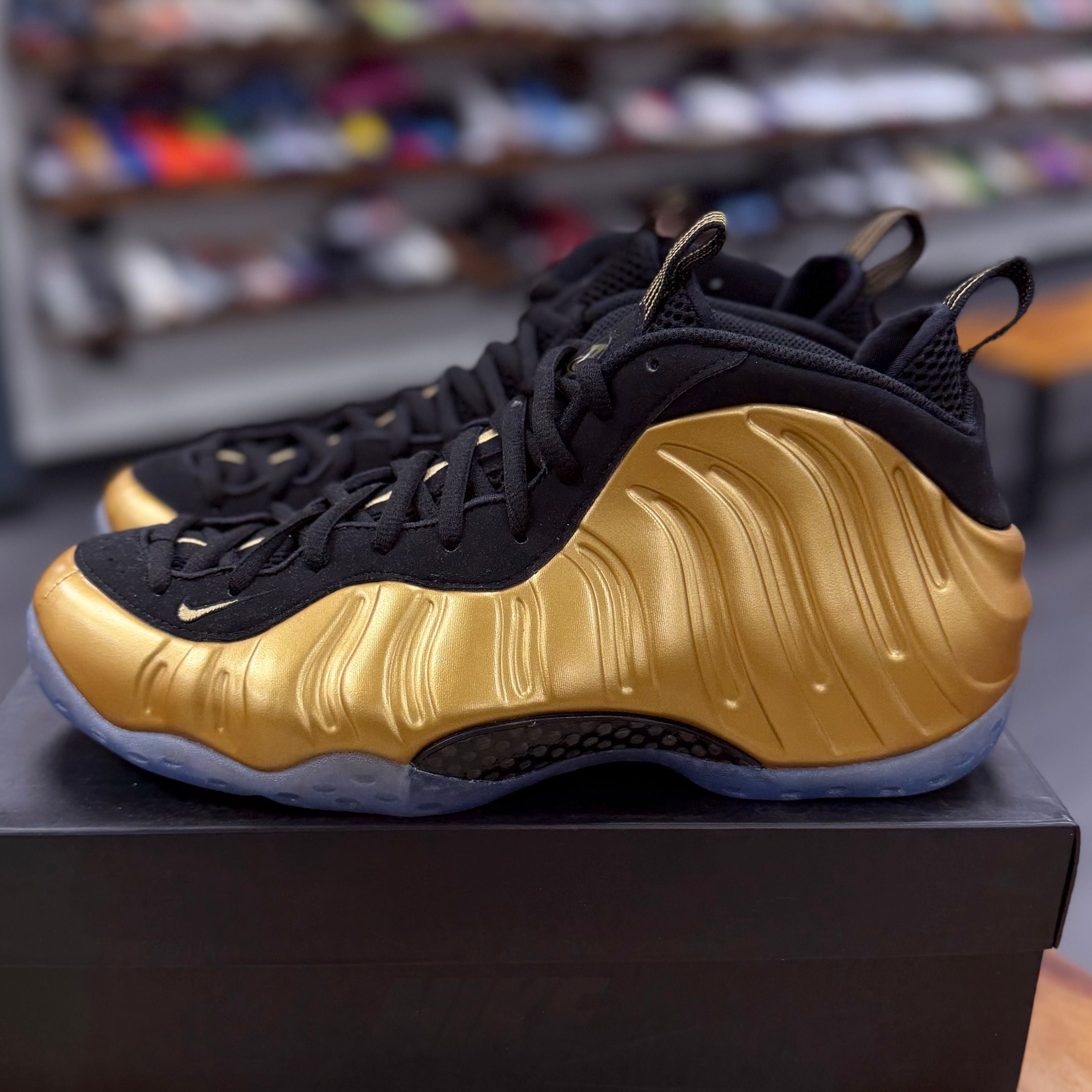 BRAND NEW STEAL - Nike Air Foamposite One Metallic Gold