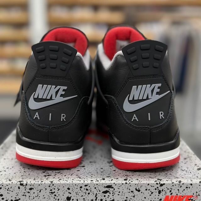 Jordan 4 Retro Bred Reimagined - Preowned