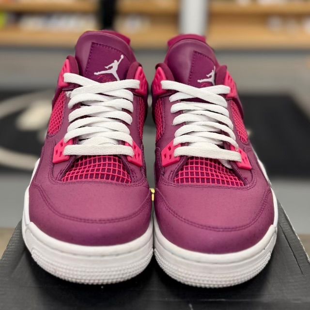 Jordan 4 Retro Valentine's Day (2019) (GS) - Preowned