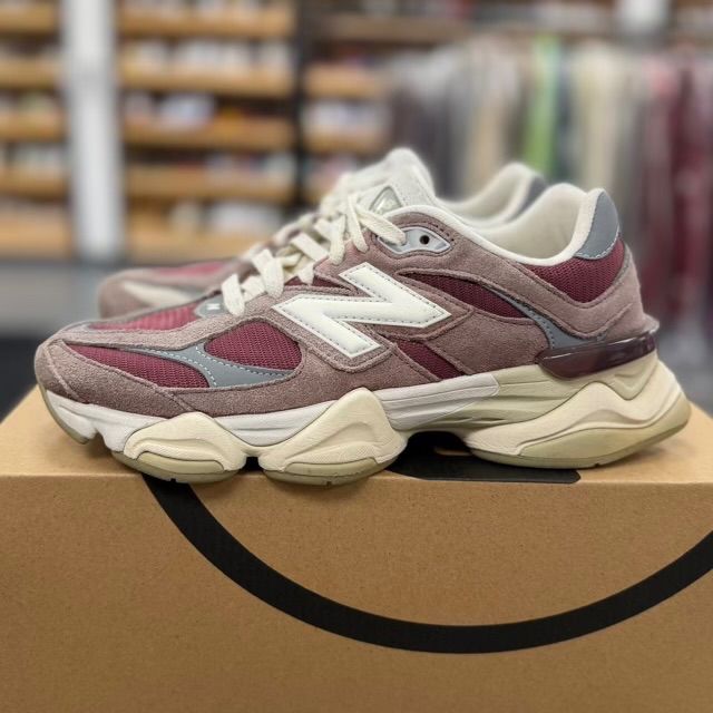 New Balance 9060 Washed Burgundy - Preowned