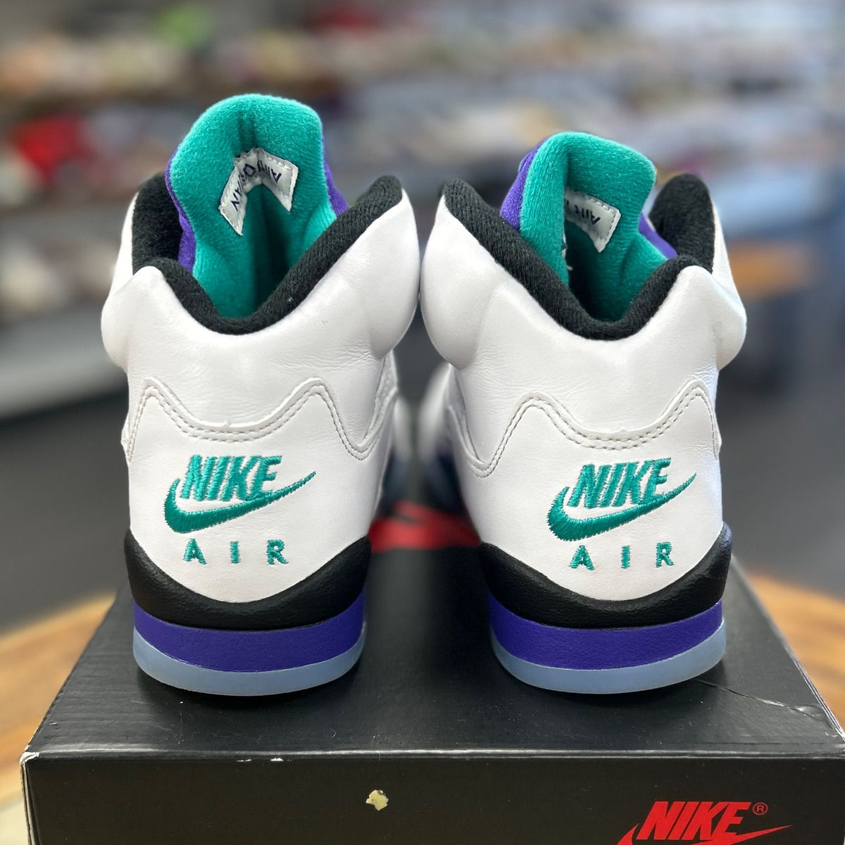 Jordan 5 Retro Grape (2025) (GS) - Preowned