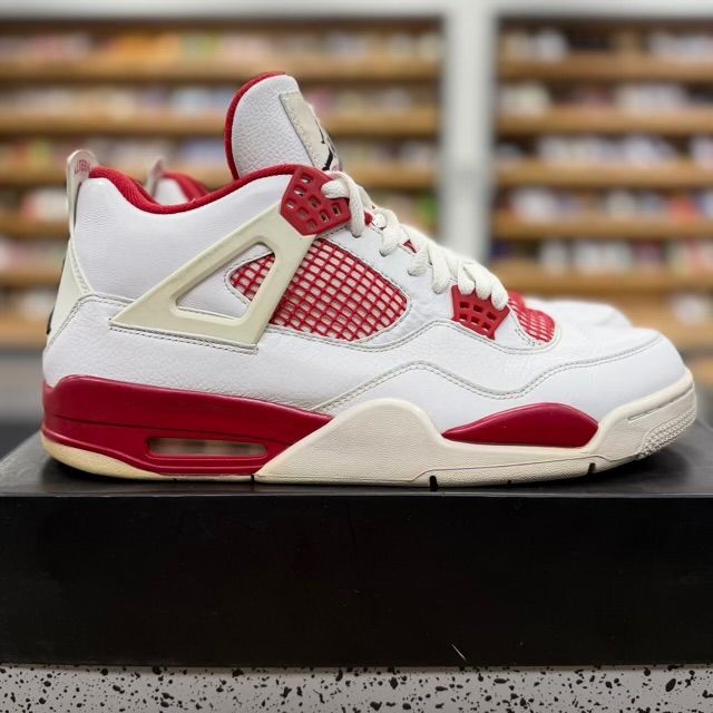 Jordan 4 Retro Alternate 89 - Preowned