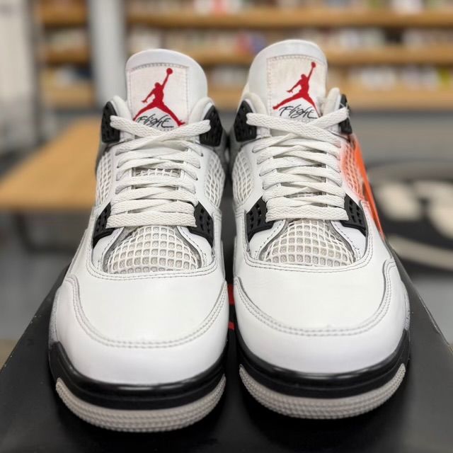 Jordan 4 Retro White Cement (2025) - Preowned