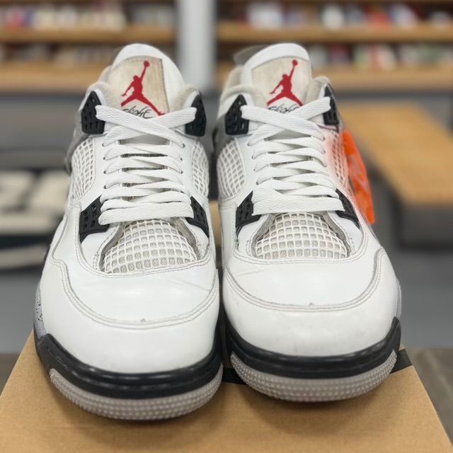 Jordan 4 Retro White Cement (2025) - Preowned