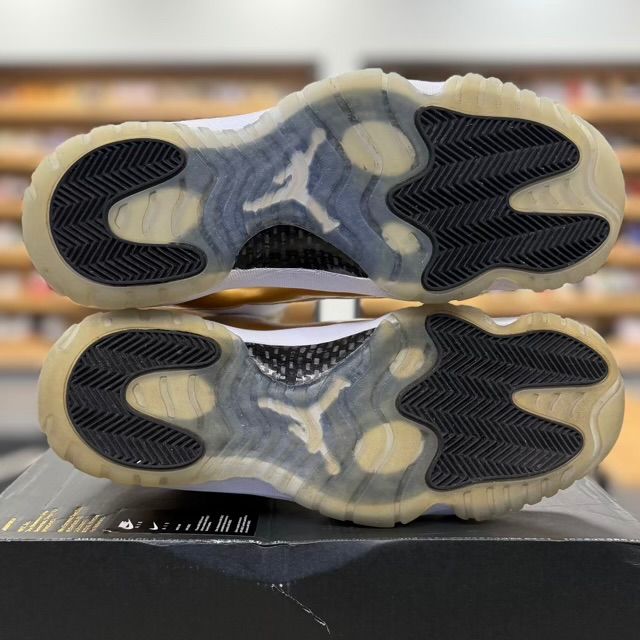 Jordan 11 Retro Low Closing Ceremony - Preowned