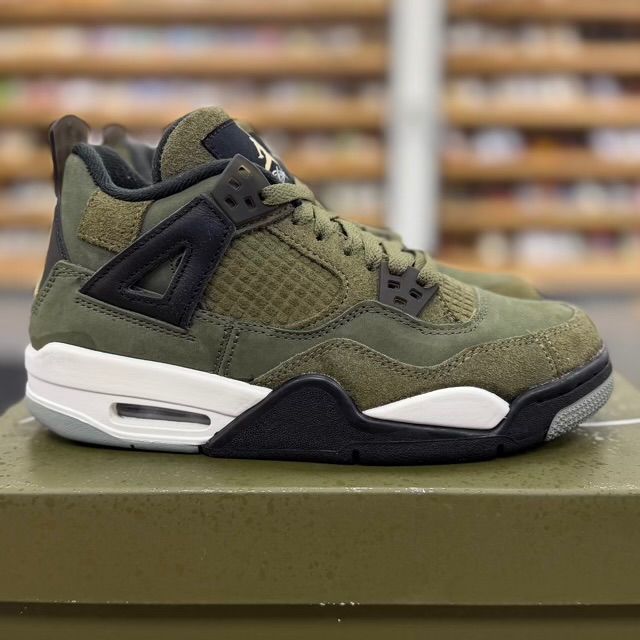 Jordan 4 Retro SE Craft Medium Olive (GS) - Preowned