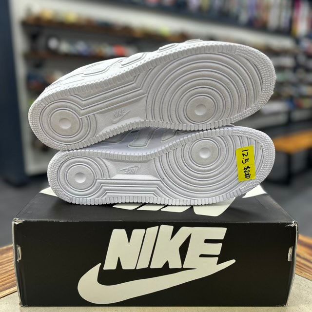 Nike Air Force 1 Low Cactus Plant Flea Market White (2024) - Preowned