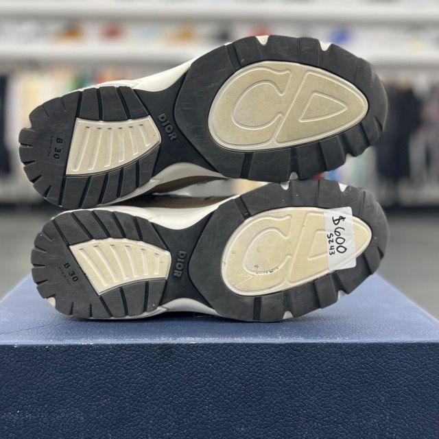 Dior B30 White Brown Beige - Preowned