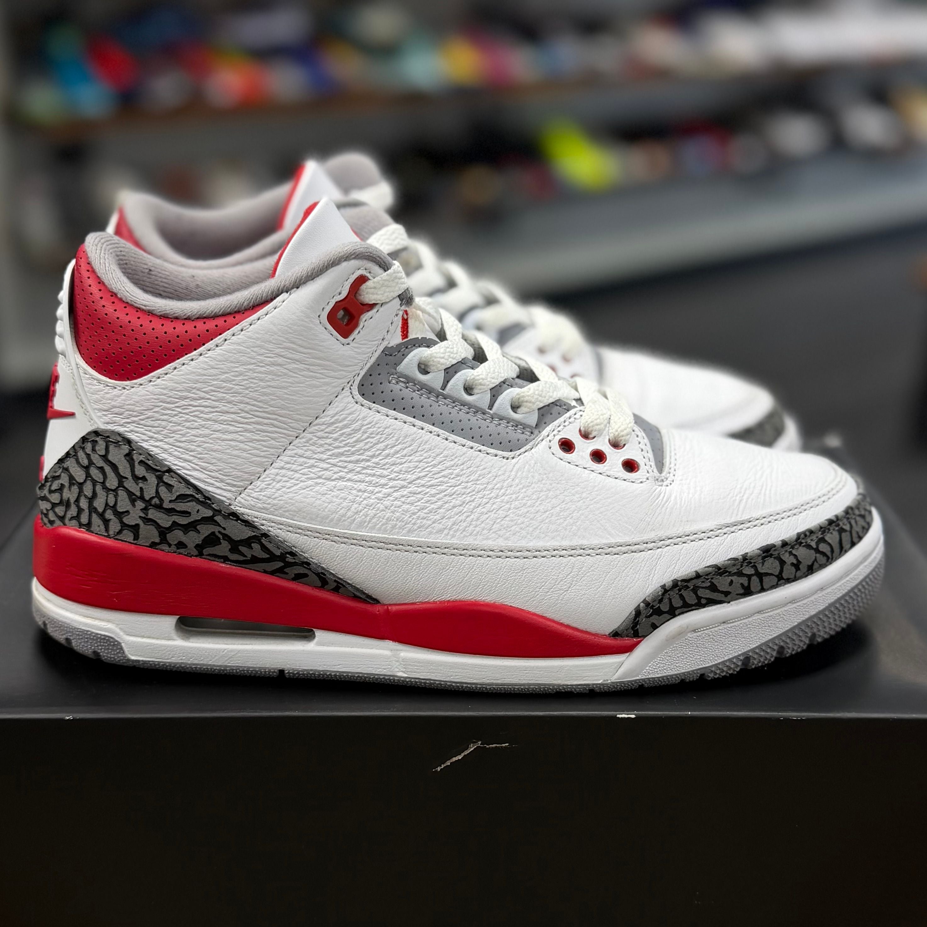Jordan 3 Retro Fire Red (2022) - Preowned