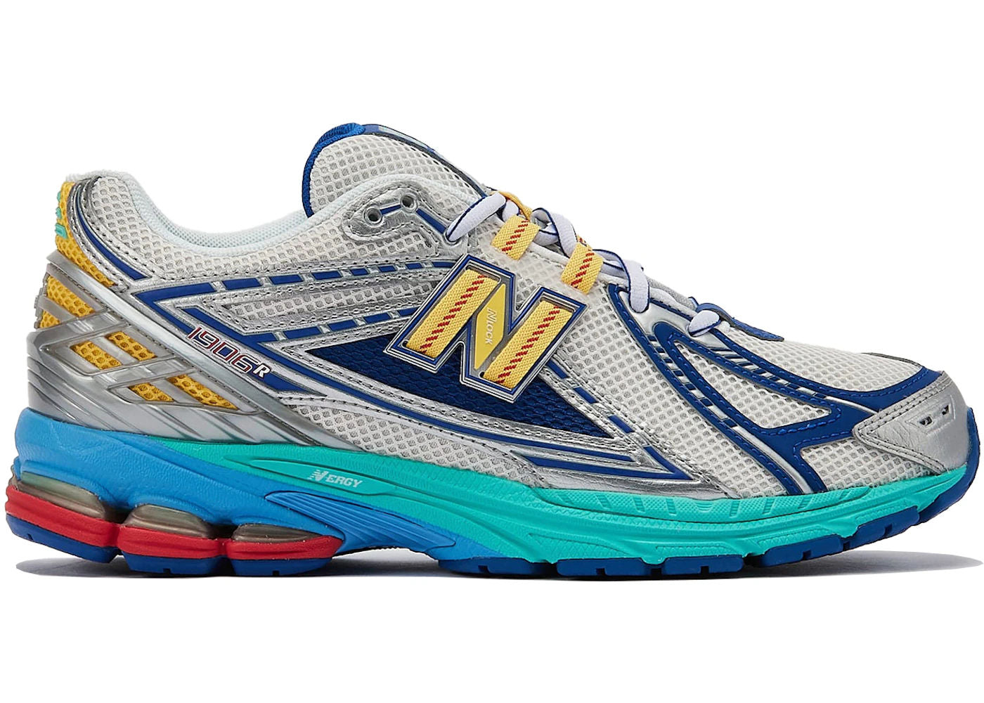 BRAND NEW STEAL - New Balance 1906R DTLR Moon Sign