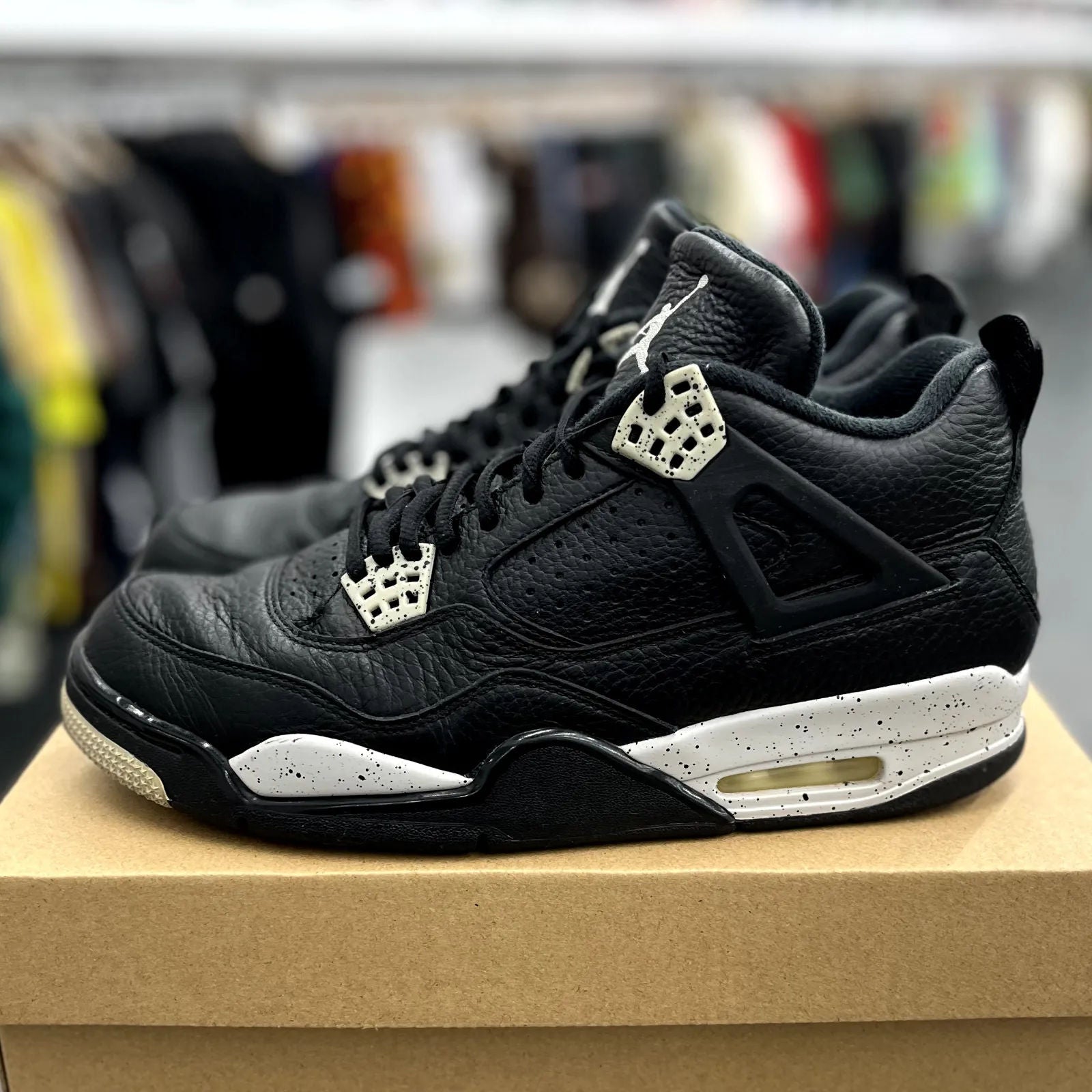 Jordan 4 Retro Oreo (2015) - Preowned