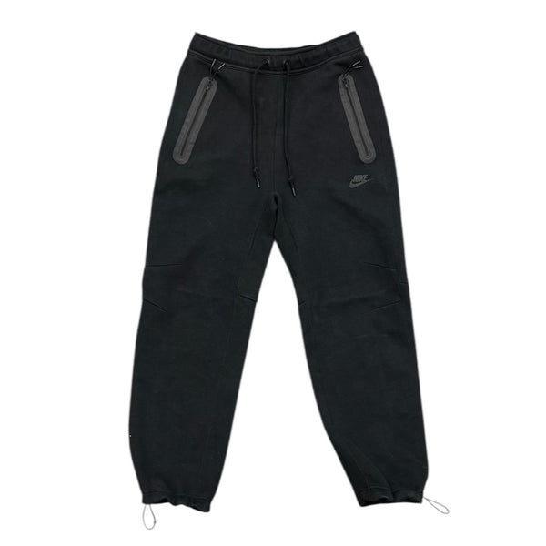 Nike Tech Pants (B;ack) - Preowned
