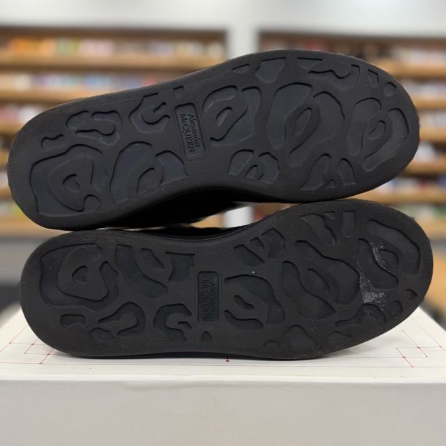 Alexander McQueen Oversized Black Gold - Preowned