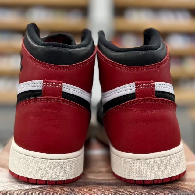 Jordan 1 Retro High OG Black Toe Reimagined (GS) - Preowned