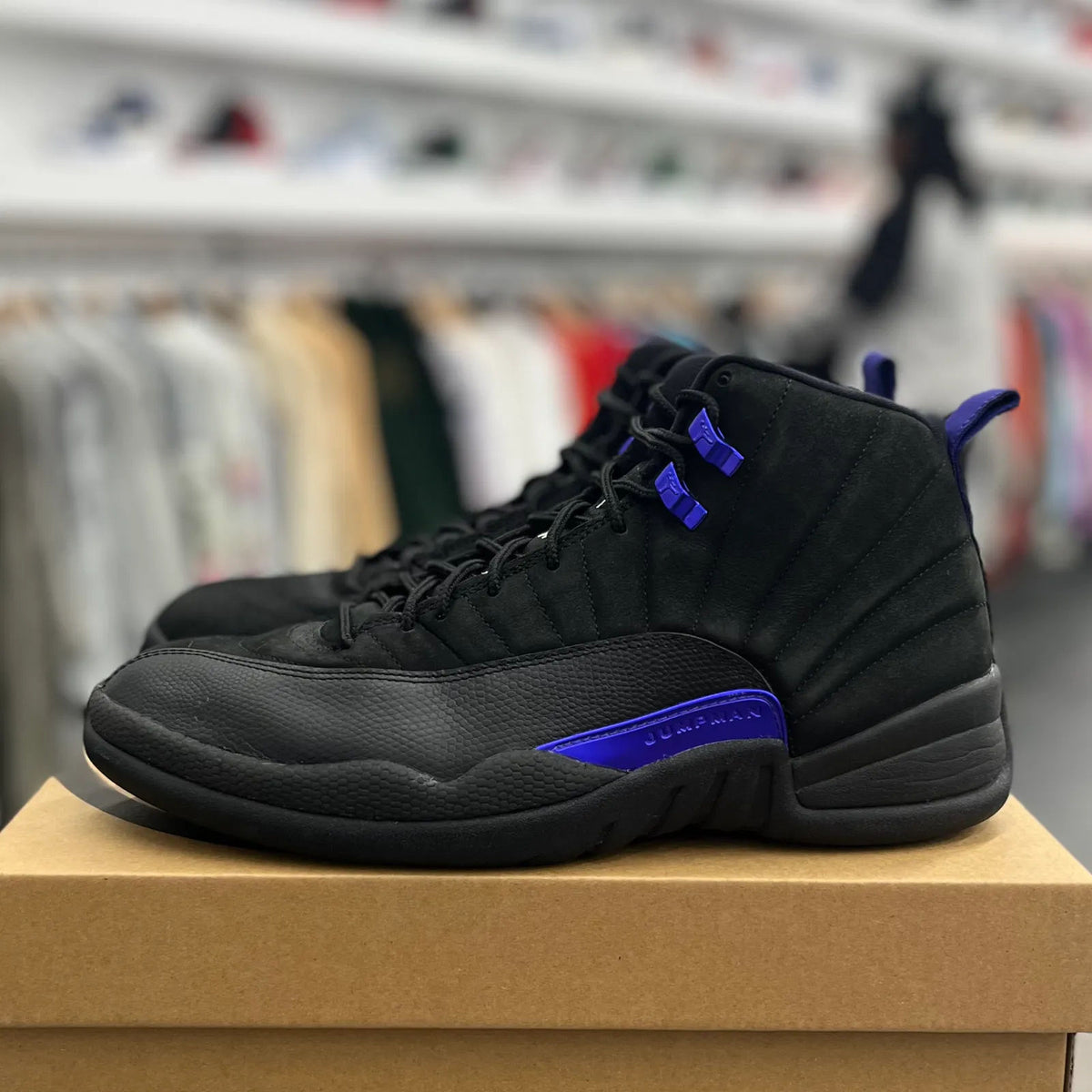 Jordan 12 Retro Black Dark Concord - Preowned