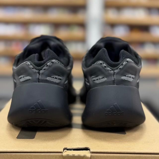 adidas Yeezy 700 V3 Dark Glow - Preowned