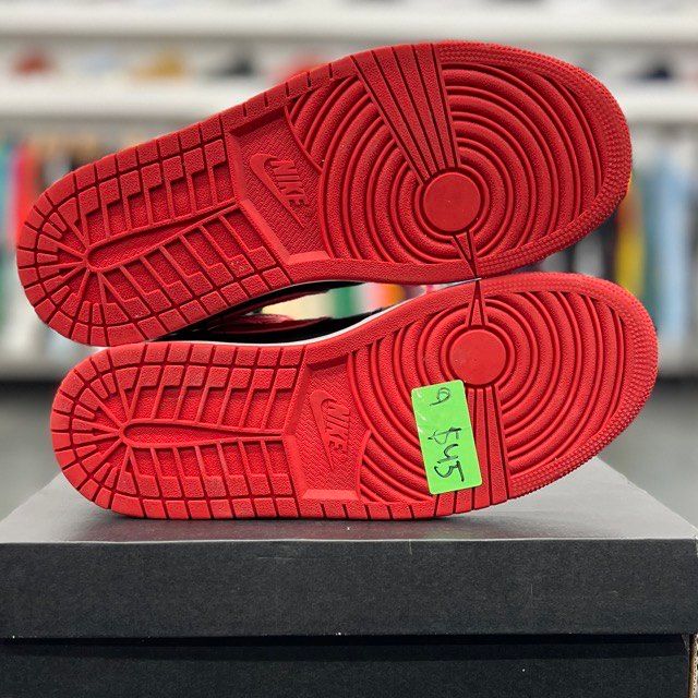 Jordan 1 Mid Alternate Bred (2022) - Preowned