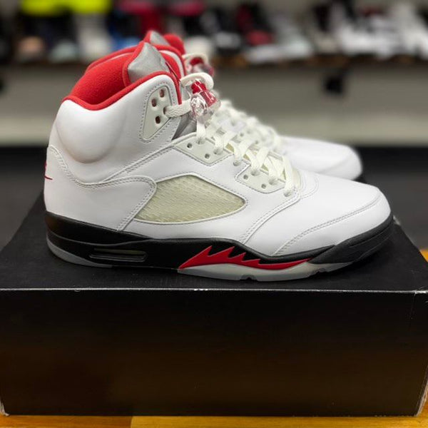 Jordan 5 Retro Fire Red Silver Tongue (2020) - Preowned