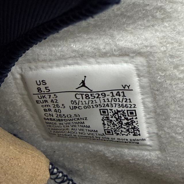 Jordan 6 Retro Midnight Navy (2022) - Preowned