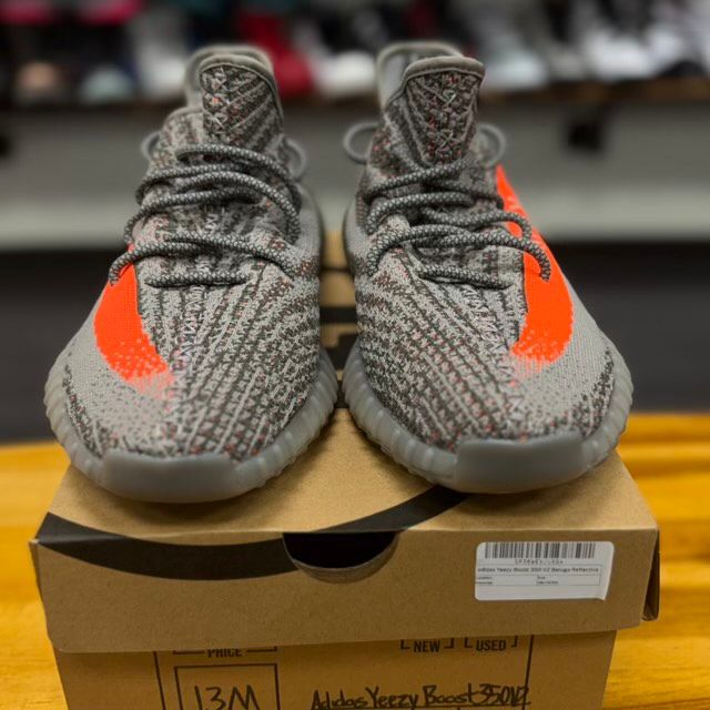 adidas Yeezy Boost 350 V2 Beluga Reflective - Preowned