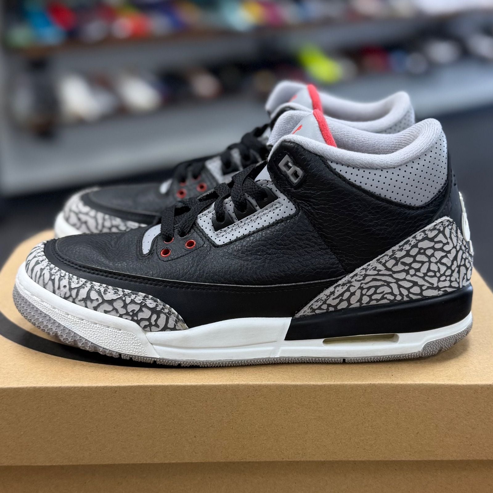 Jordan 3 Retro Black Cement (2018) (GS) - Preowned
