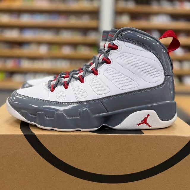 Jordan 9 Retro Fire Red - Preowned