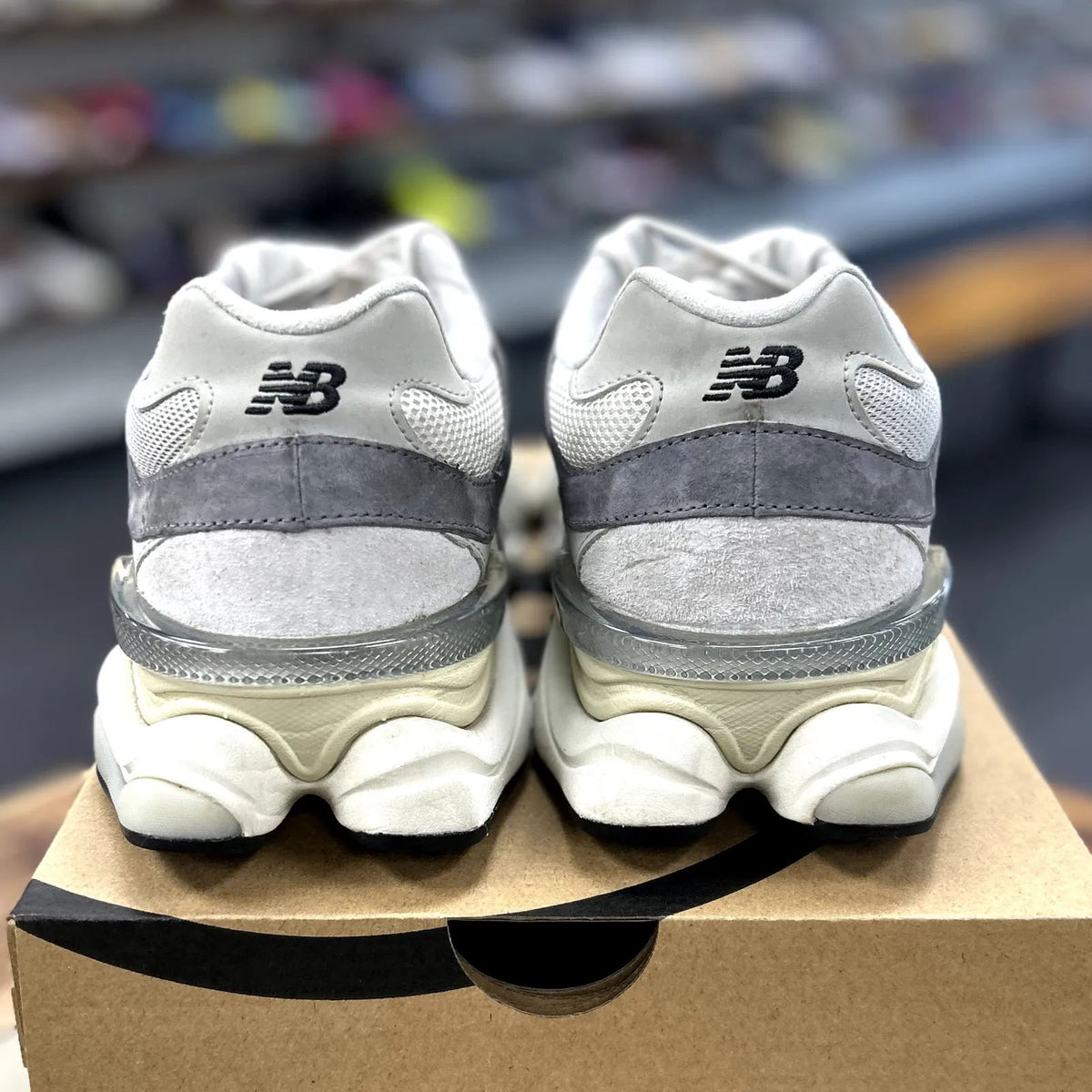 New Balance 9060 Rain Cloud Grey - Preowned