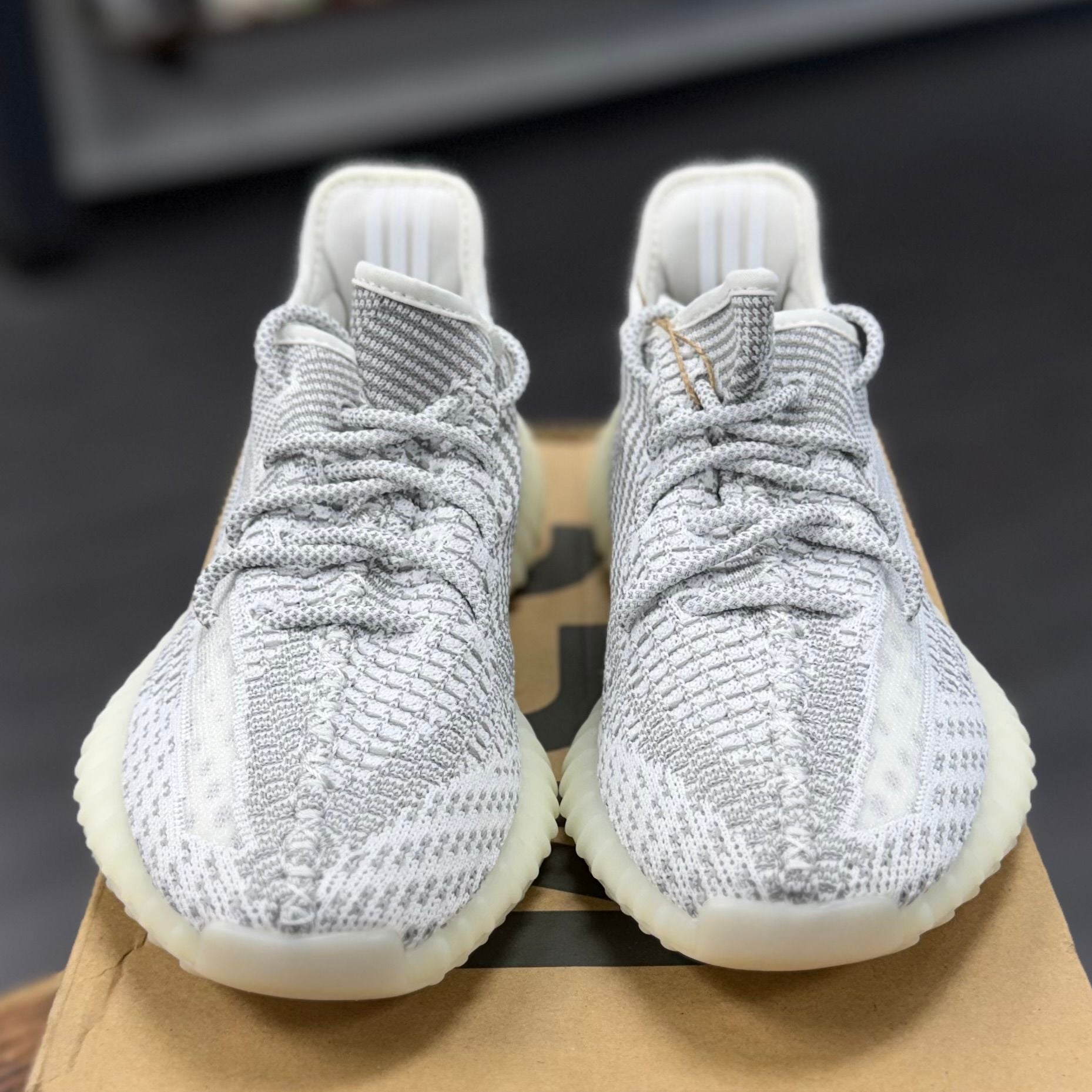 BRAND NEW STEAL - adidas Yeezy Boost 350 V2 Static (Non-Reflective)