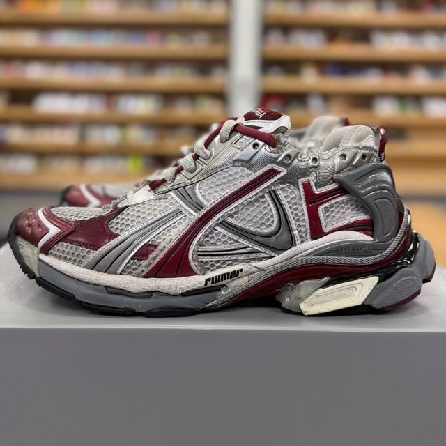 Balenciaga Runner Burgundy Grey - Preowned
