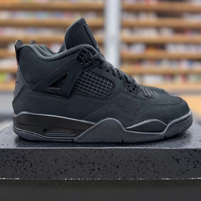 Jordan 4 Retro Black Cat (2025) (GS) - Preowned