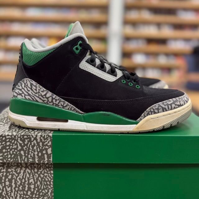 Jordan 3 Retro Pine Green - Preowned