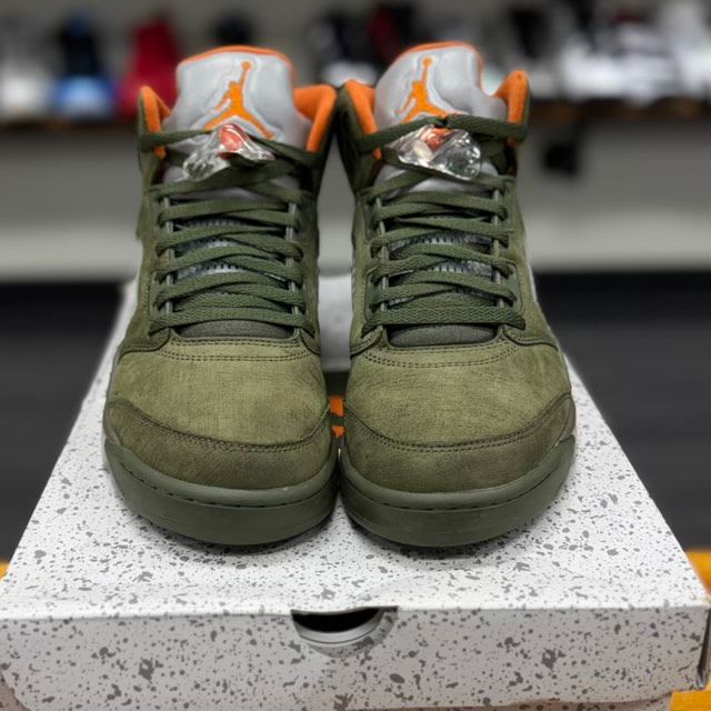 Jordan 5 Retro Olive (2024) - Preowned