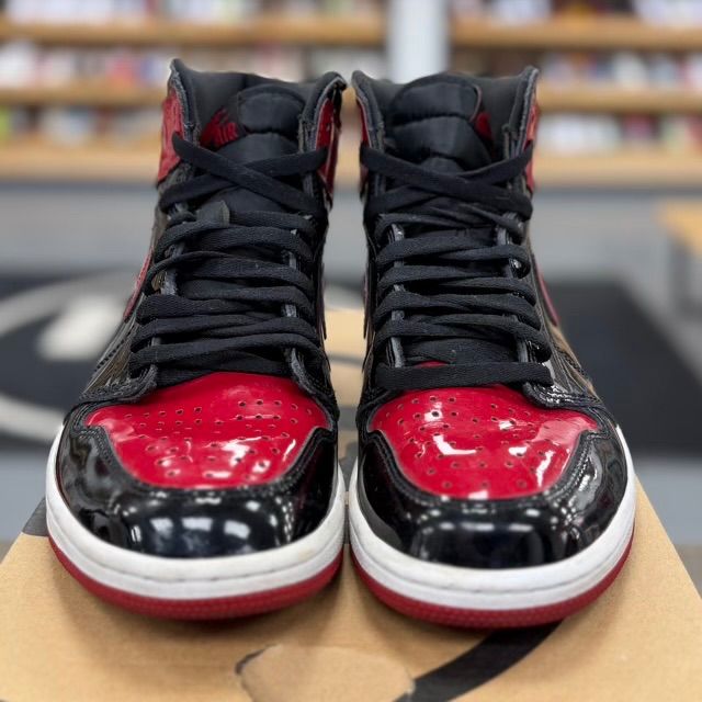 Jordan 1 Retro High OG Patent Bred - Preowned